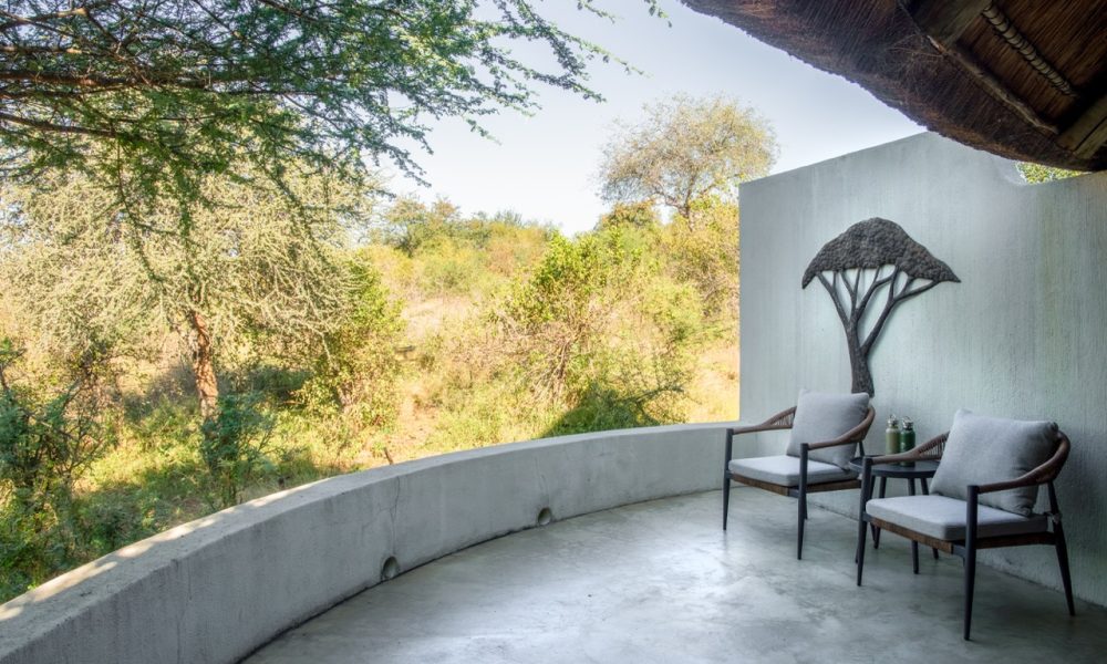 Impala - private terrace with luxury outdoor furniture 48